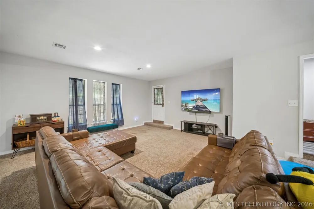 5200 S Robert Girten Road Chelsea, OK 74016