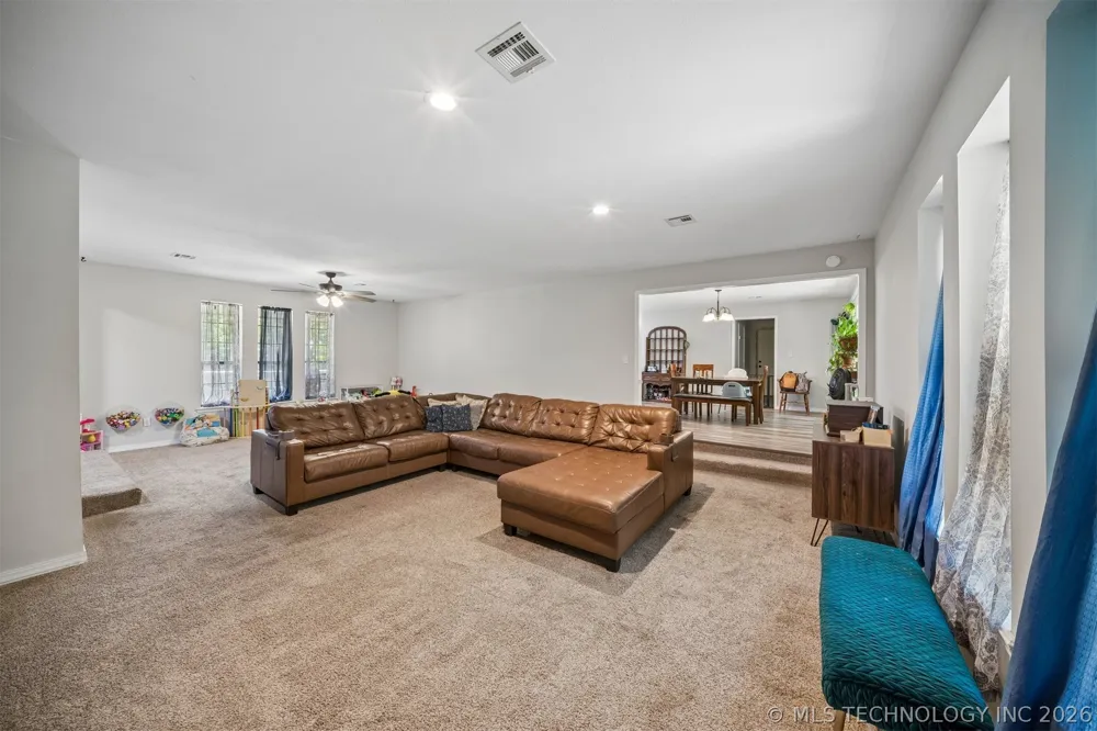 5200 S Robert Girten Road Chelsea, OK 74016