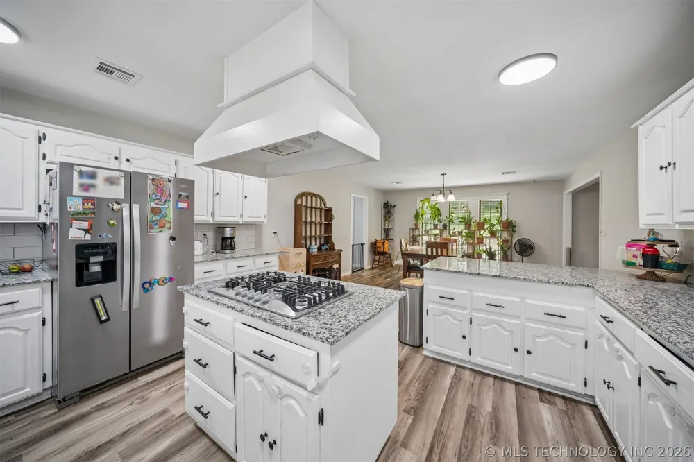 5200 S Robert Girten Road Chelsea, OK 74016