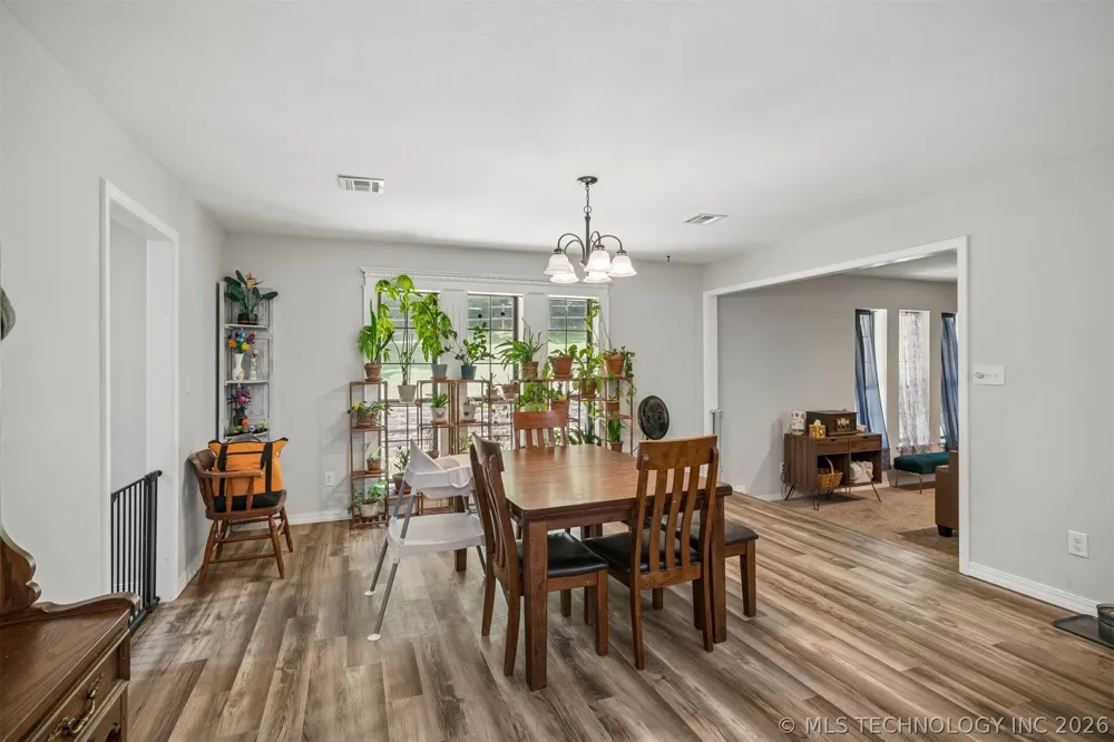 5200 S Robert Girten Road Chelsea, OK 74016