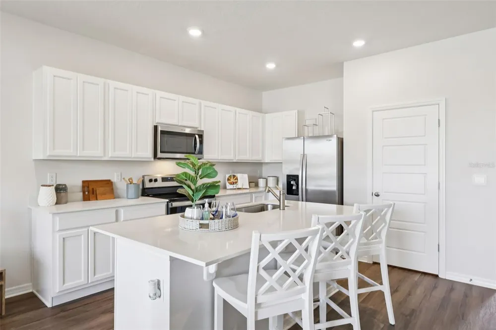 2759 GLADIOLA ROAD Winter Haven, FL 33884