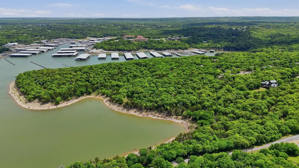Oak Hills Drive Pottsboro, TX 75076