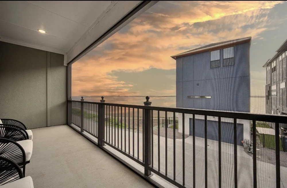 802 Resort Drive Rowlett, TX 75088