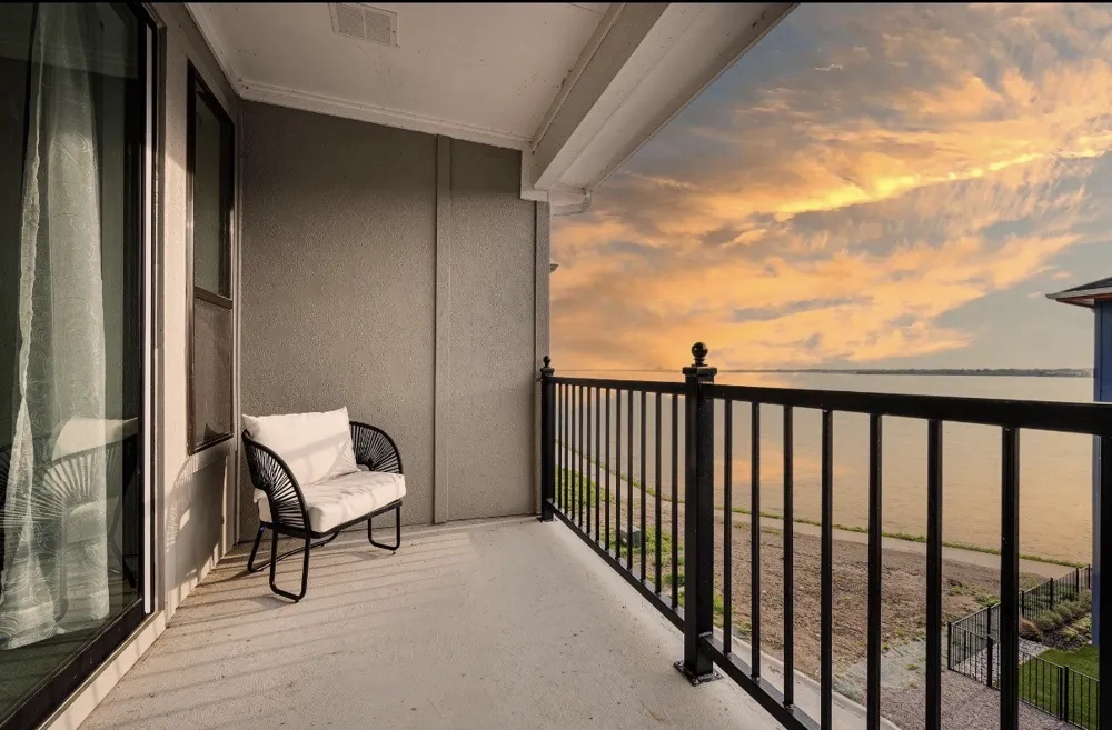 802 Resort Drive Rowlett, TX 75088