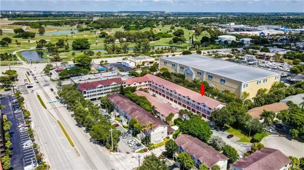 2465 NE 14TH ST Causeway Pompano Beach, FL 33062