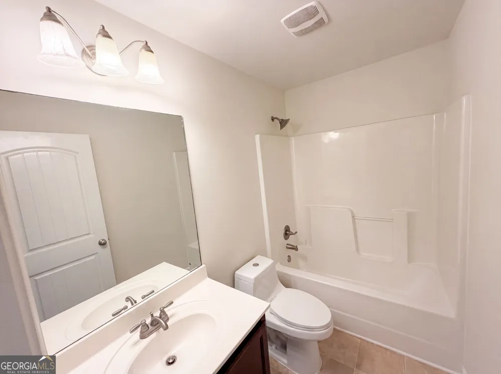 821 Walnut Woods DR Braselton, GA 30517