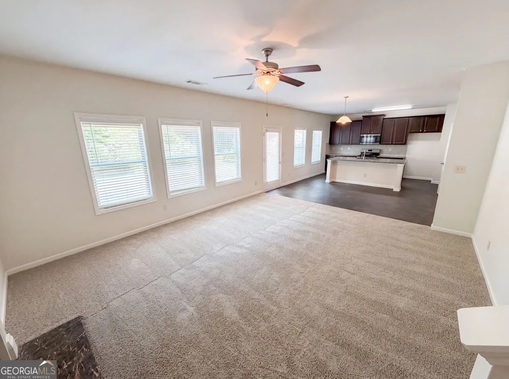 821 Walnut Woods DR Braselton, GA 30517