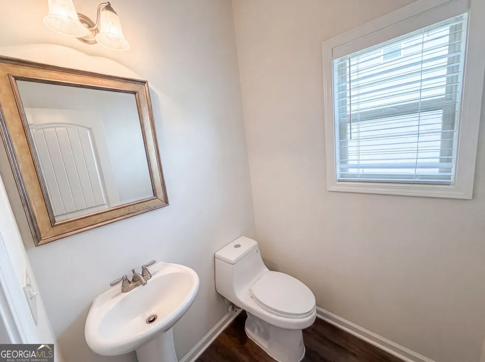 821 Walnut Woods DR Braselton, GA 30517