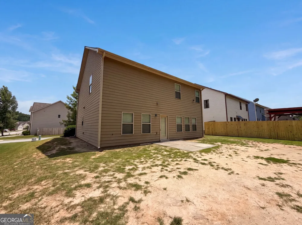 821 Walnut Woods DR Braselton, GA 30517
