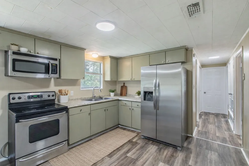 207 Avenue U Clifton, TX 76634