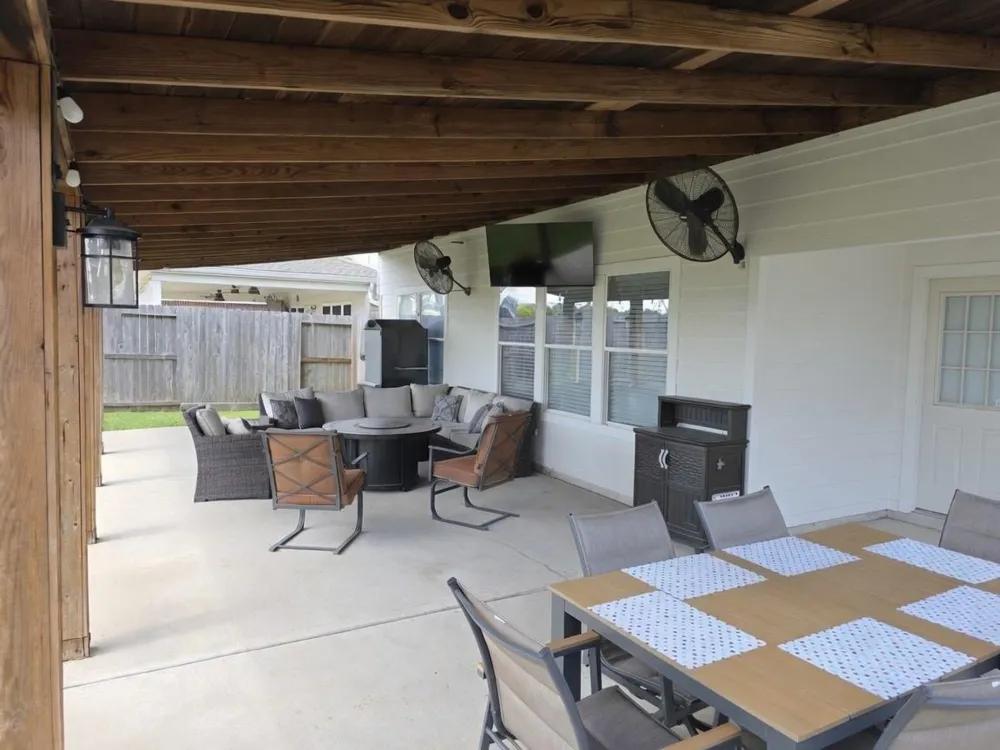 2301 Zavalla Drive Deer Park, TX 77536