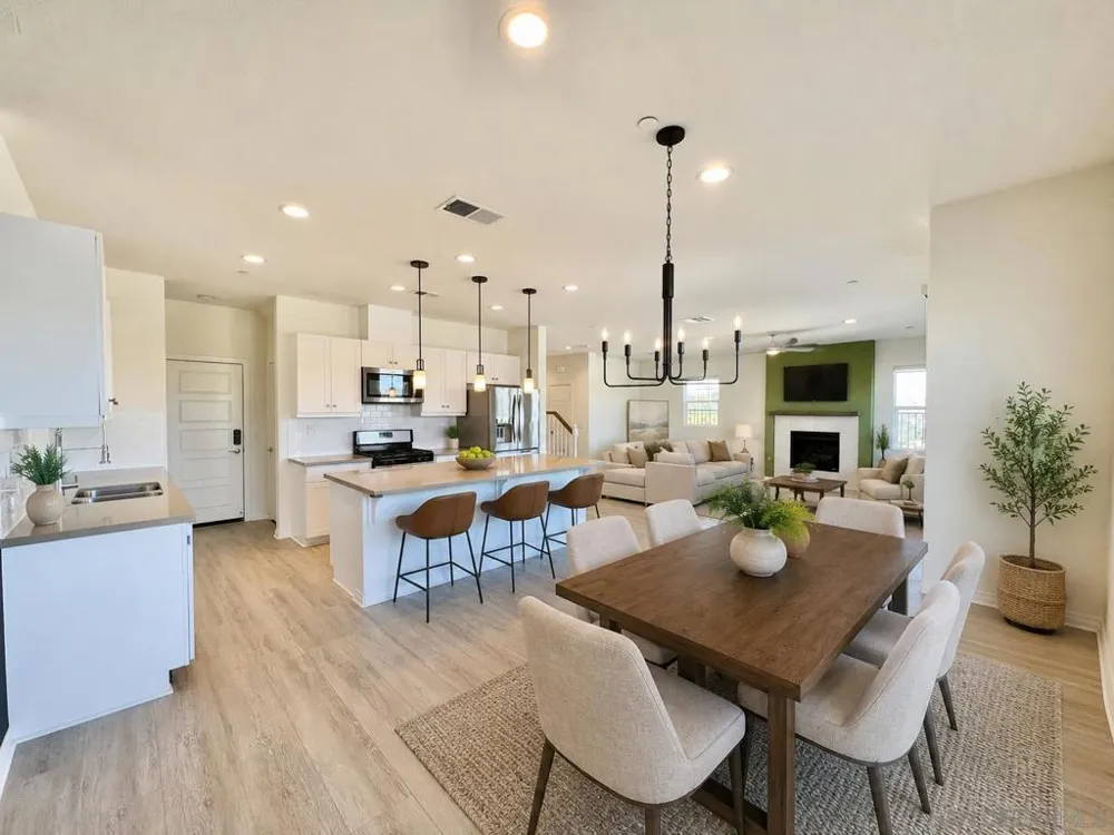 7260 Wembley San Diego, CA 92120