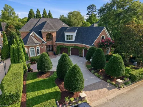 805 Northern Shores Lane