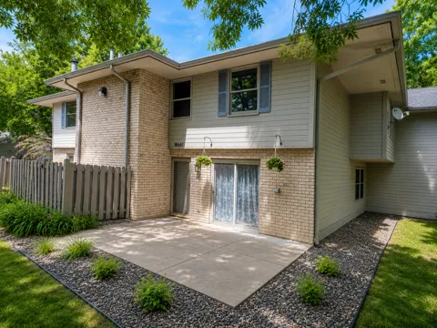 18661 Clear View Court