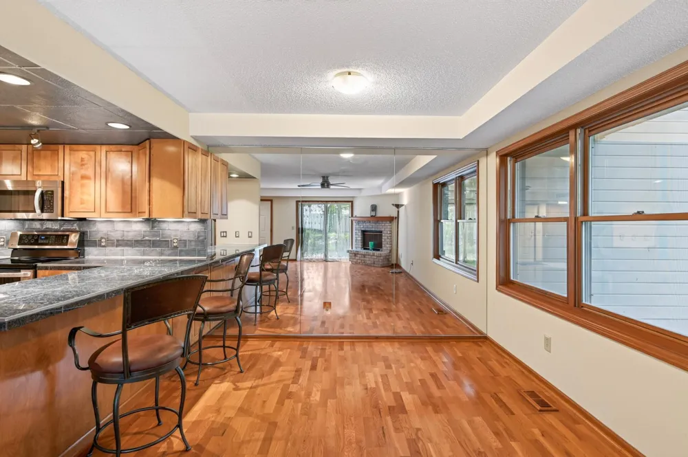 18661 Clear View Court Minnetonka, MN 55345