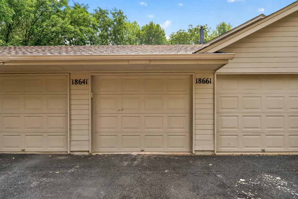 18661 Clear View Court Minnetonka, MN 55345