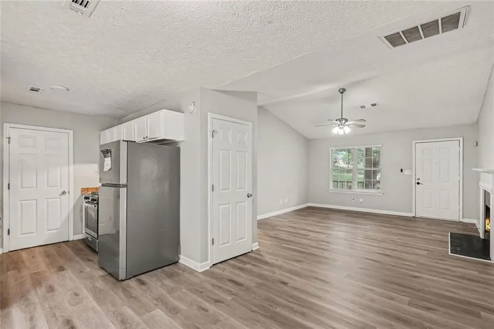 240 Spring Circle Senoia, GA 30276