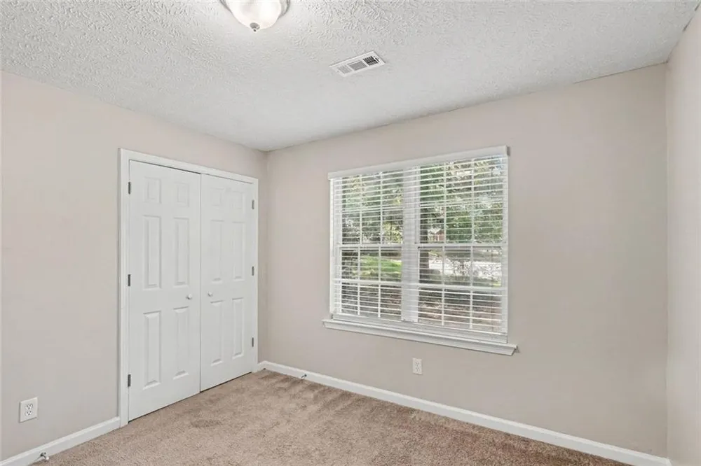 240 Spring Circle Senoia, GA 30276