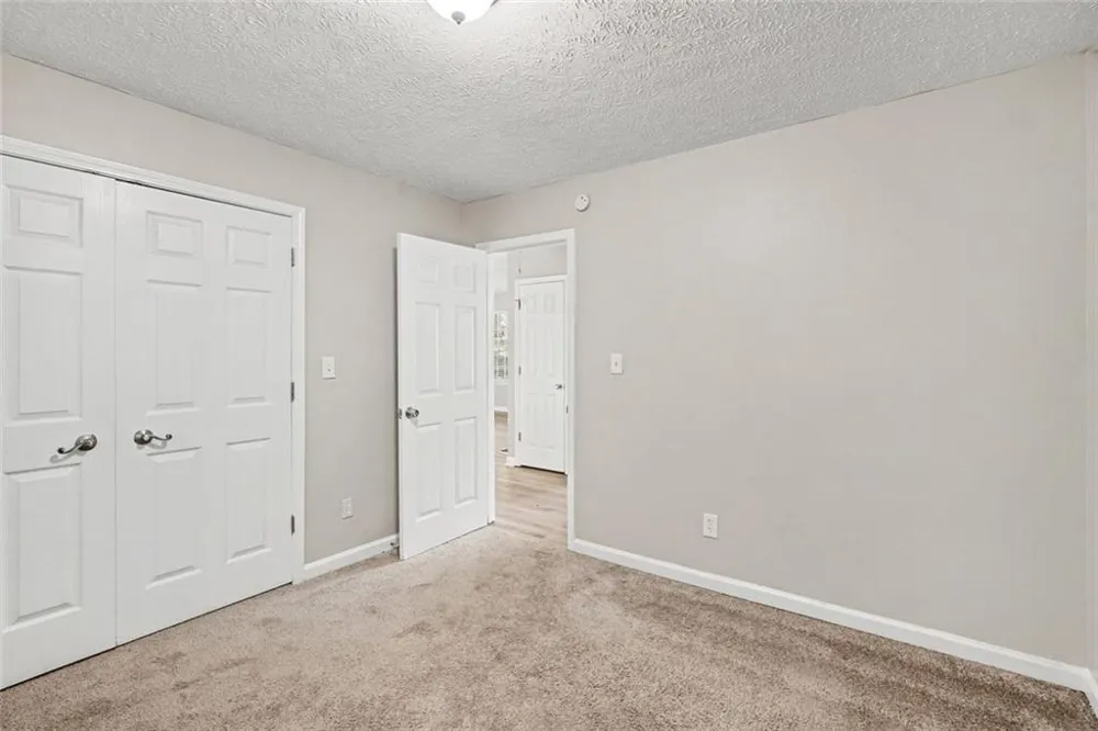 240 Spring Circle Senoia, GA 30276