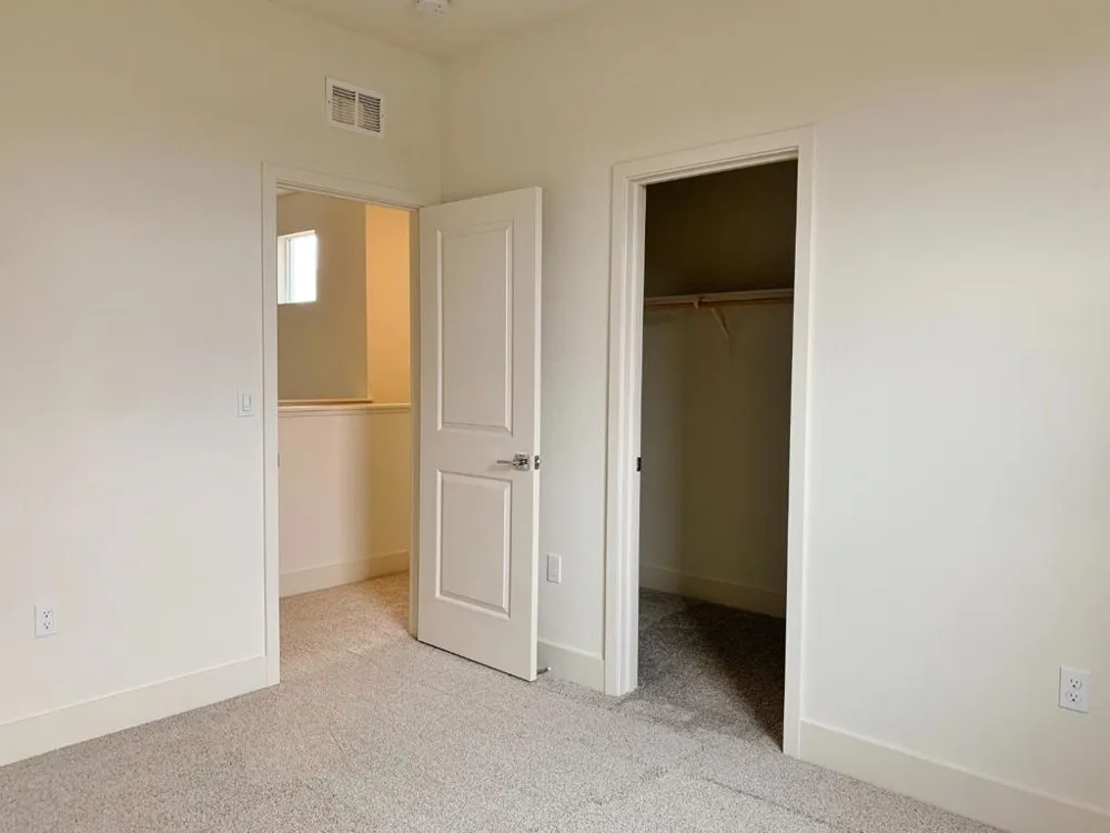 2130 Brighton Drive Hollister, CA 95023
