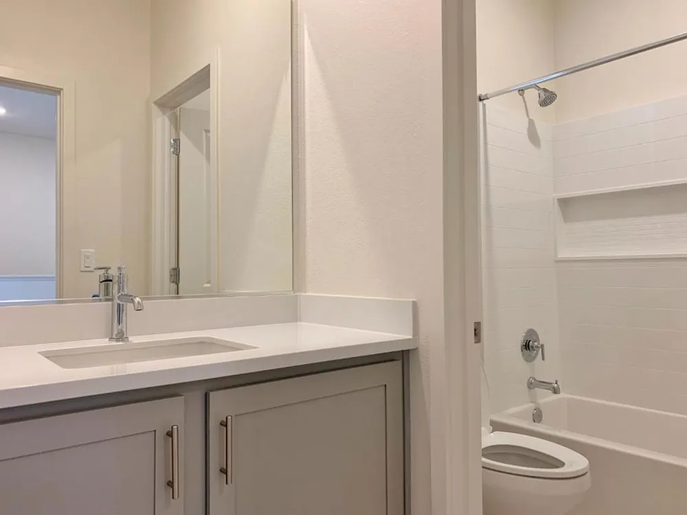 2130 Brighton Drive Hollister, CA 95023