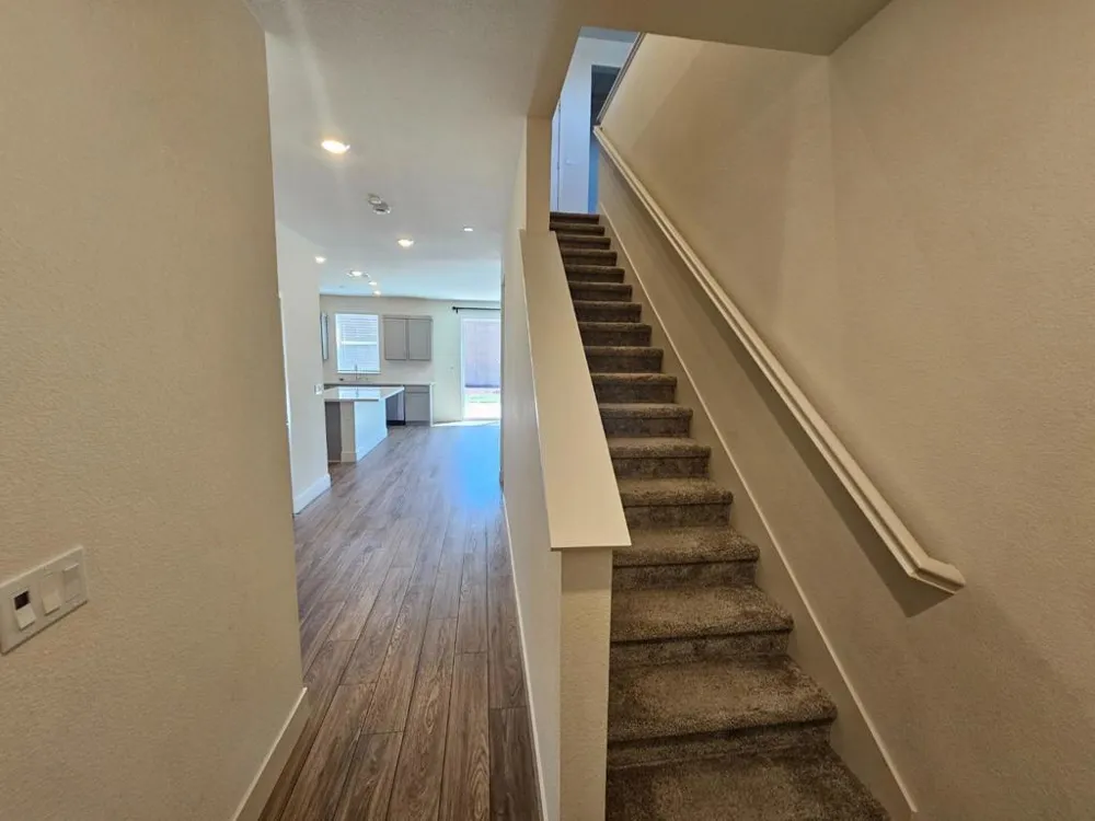 2130 Brighton Drive Hollister, CA 95023