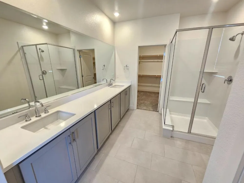 2130 Brighton Drive Hollister, CA 95023