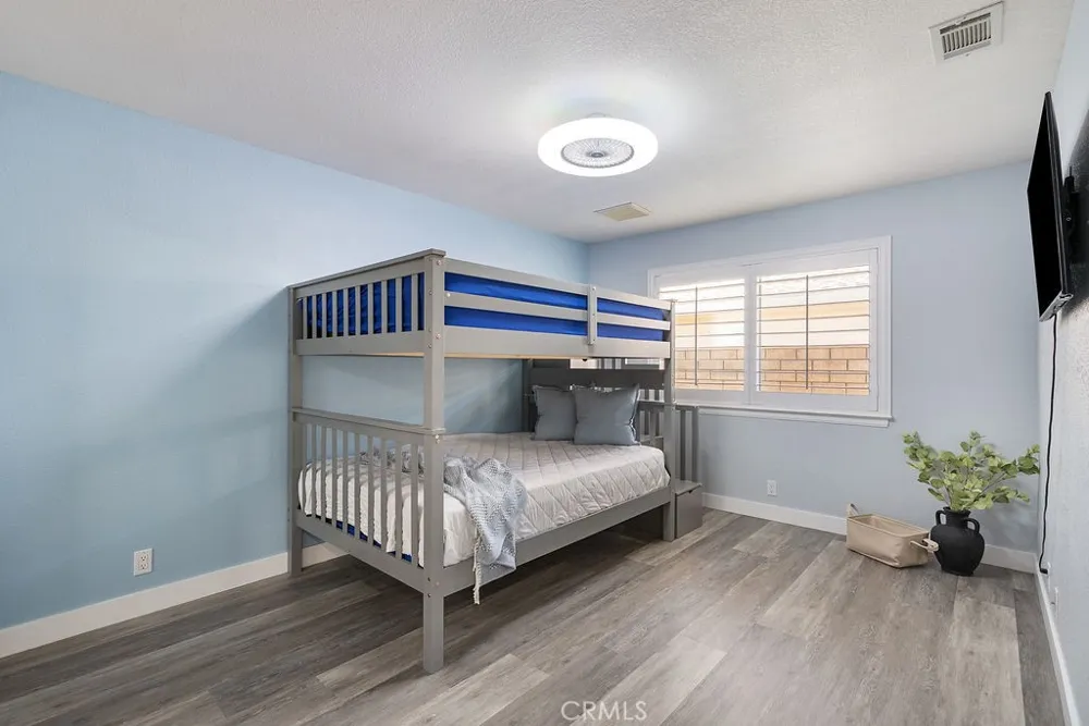 26249 Fleet Lane Helendale, CA 92342