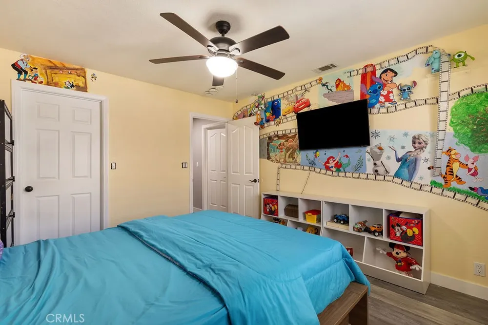 26249 Fleet Lane Helendale, CA 92342