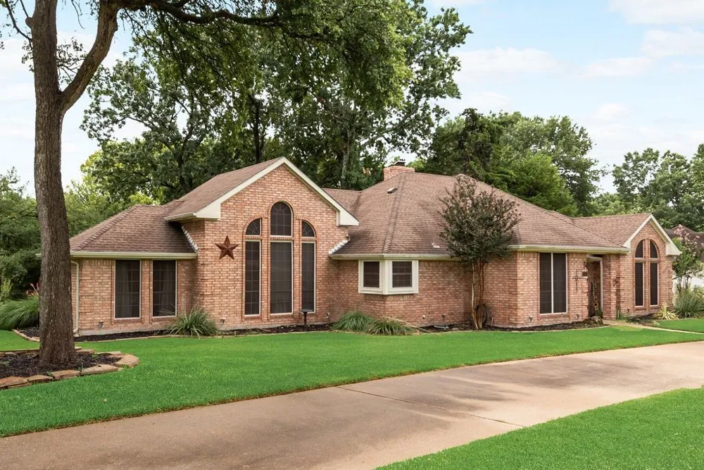 602 Creek View Circle Ovilla, TX 75154