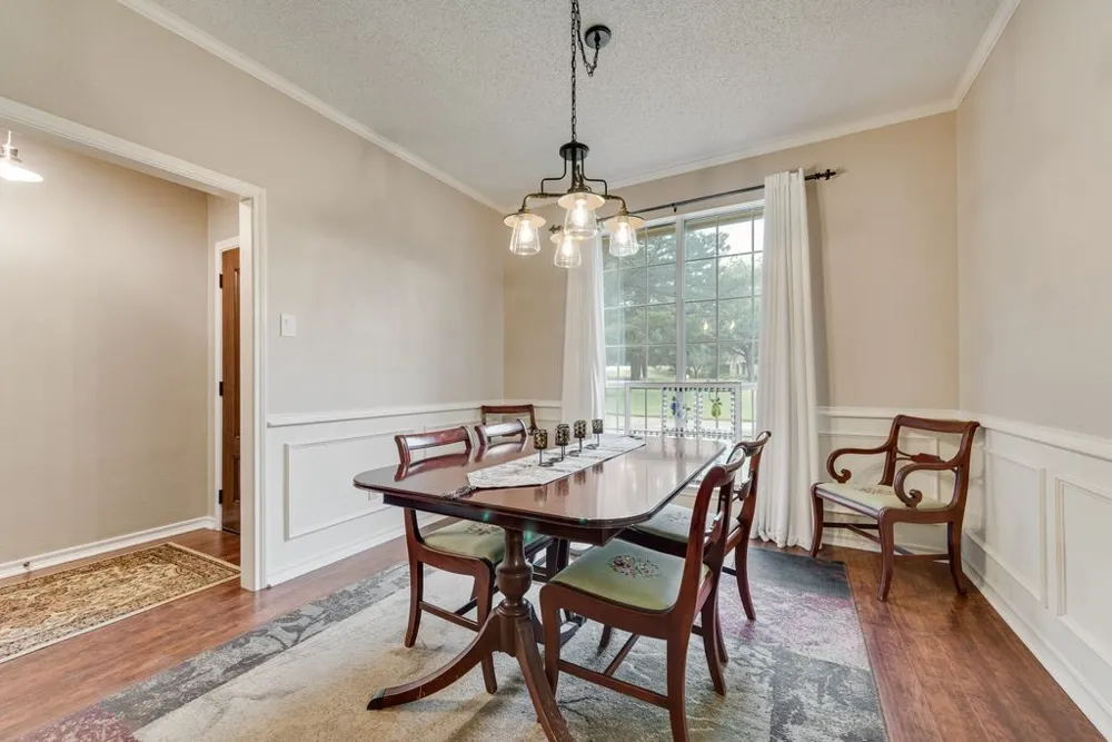 602 Creek View Circle Ovilla, TX 75154