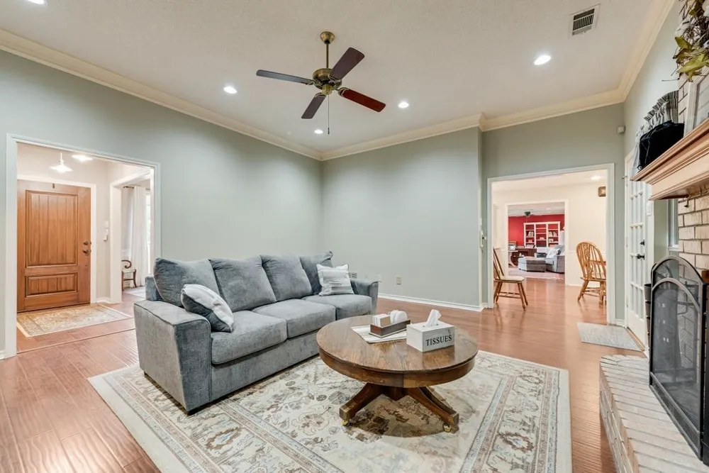 602 Creek View Circle Ovilla, TX 75154