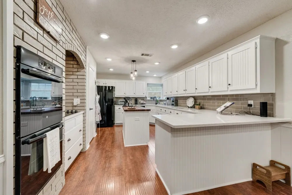 602 Creek View Circle Ovilla, TX 75154