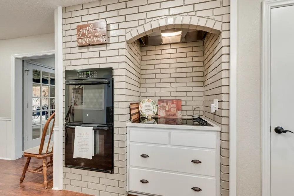 602 Creek View Circle Ovilla, TX 75154