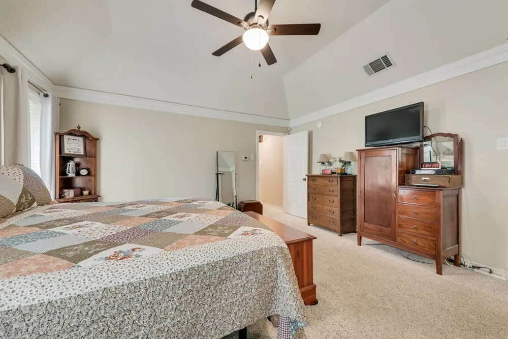 602 Creek View Circle Ovilla, TX 75154