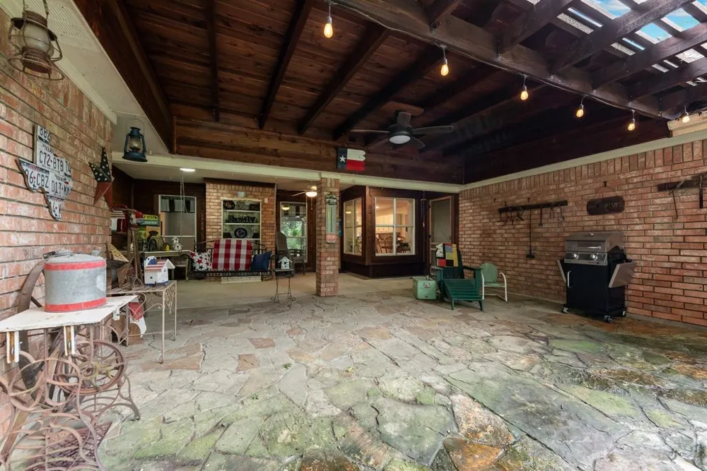 602 Creek View Circle Ovilla, TX 75154