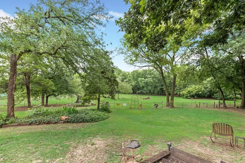 602 Creek View Circle Ovilla, TX 75154