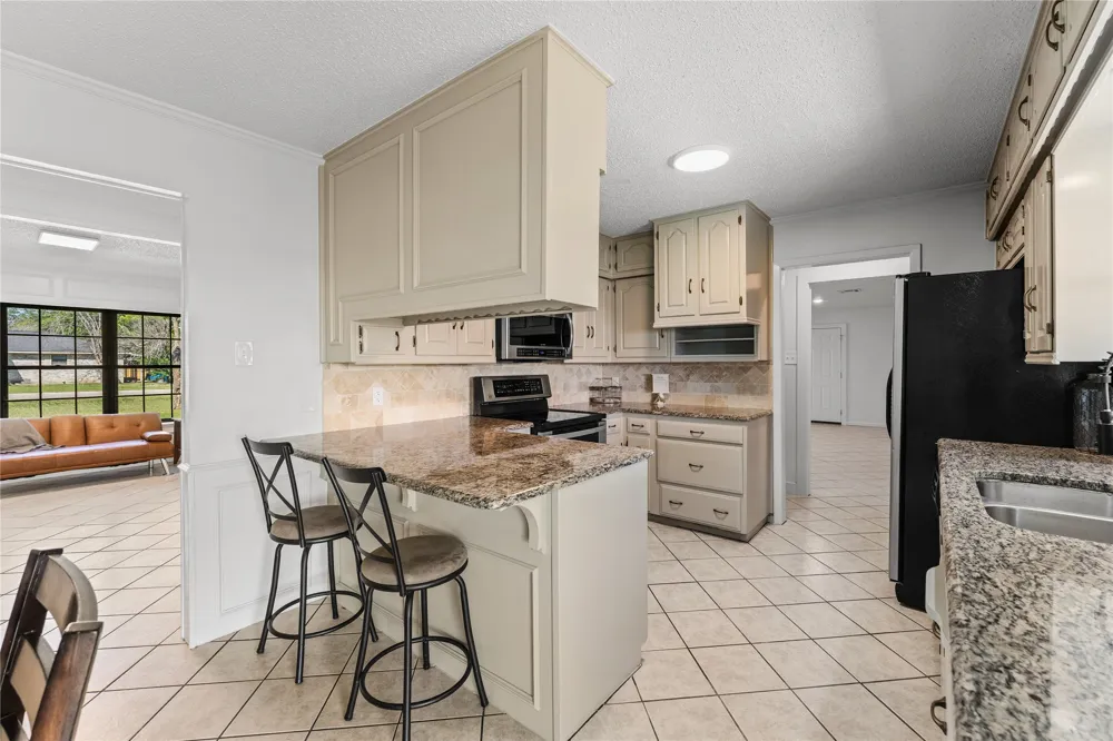 608 S Colorado Street Whitney, TX 76692