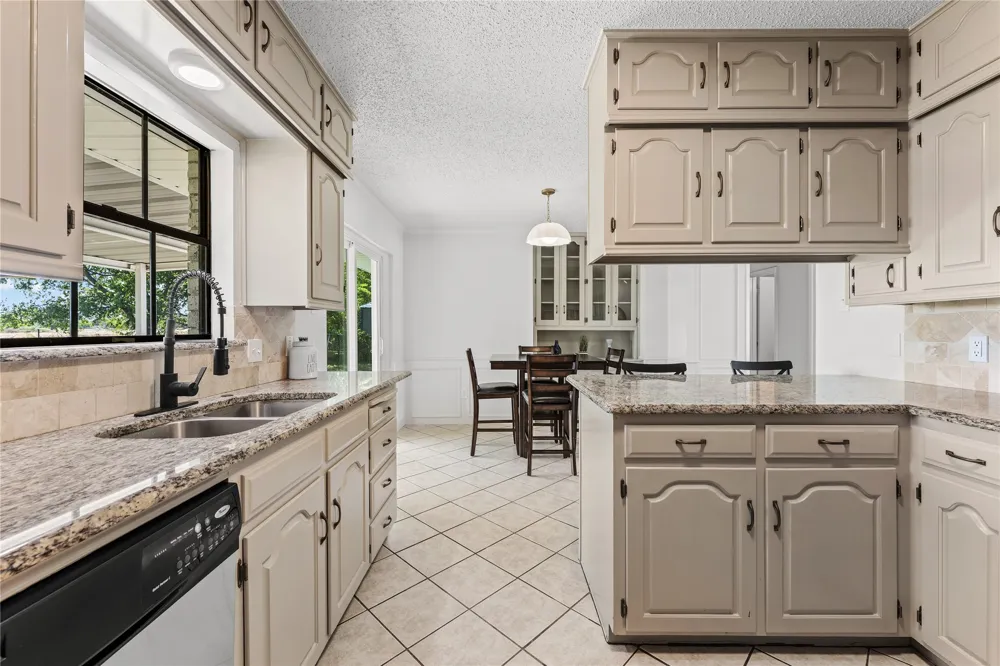 608 S Colorado Street Whitney, TX 76692
