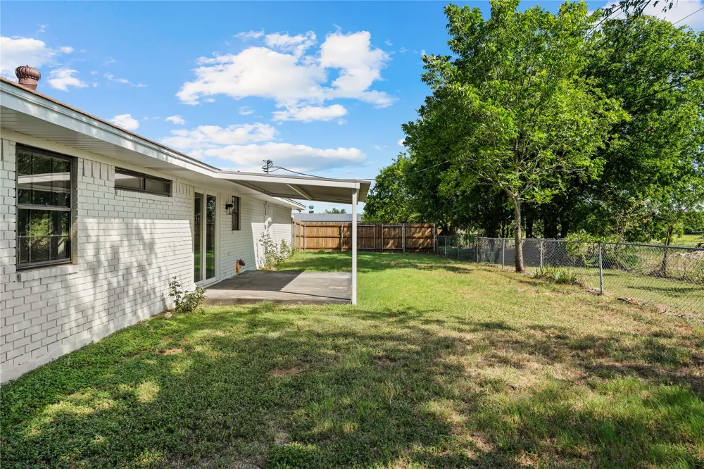 608 S Colorado Street Whitney, TX 76692