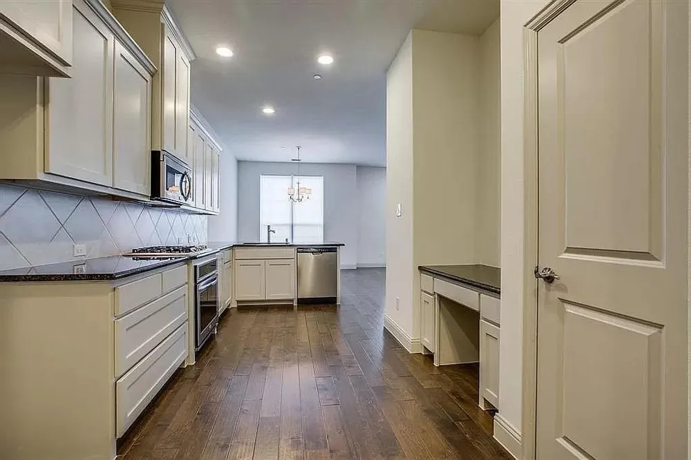 4678 Dozier Road Carrollton, TX 75010