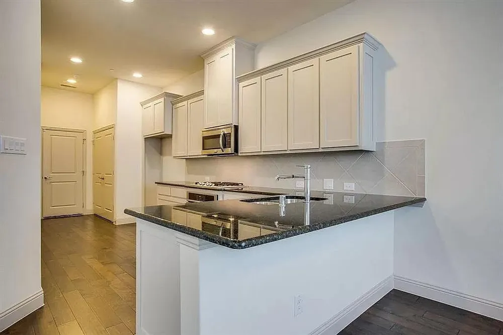4678 Dozier Road Carrollton, TX 75010