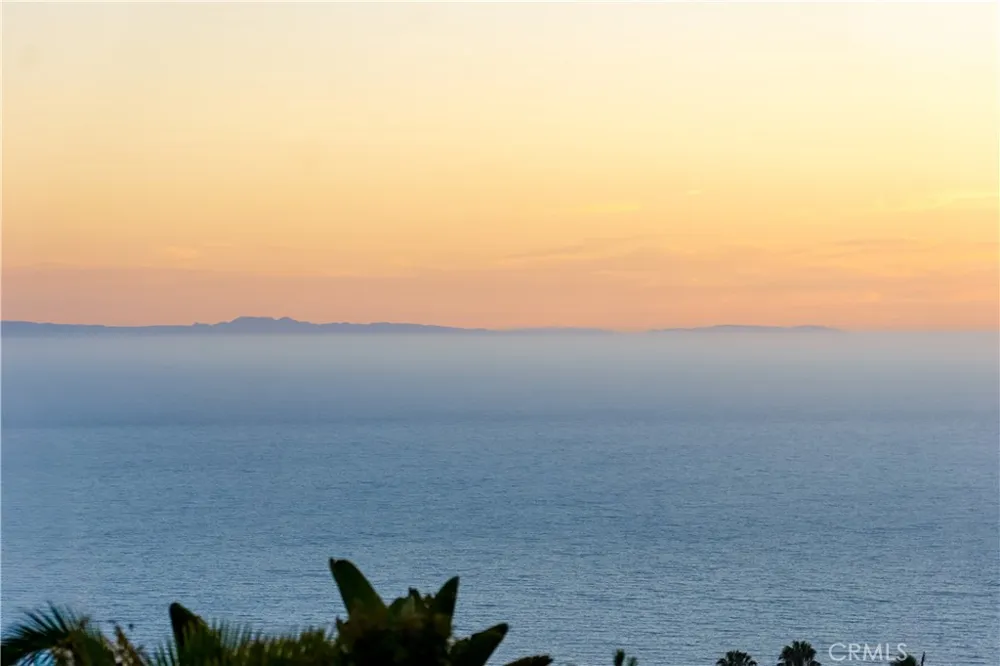 928 Quivera Street Laguna Beach, CA 92651
