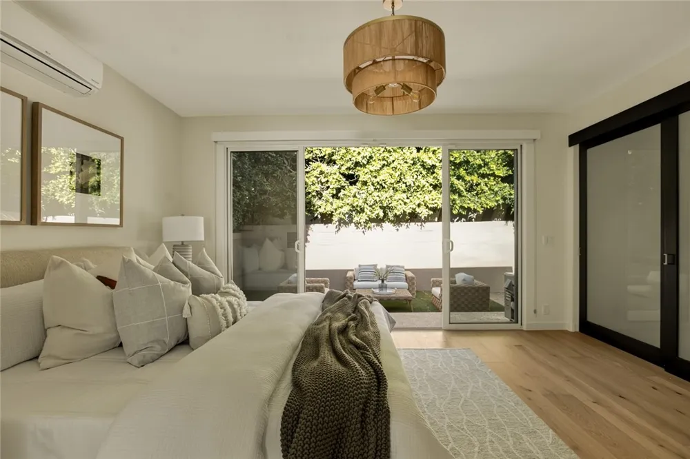 928 Quivera Street Laguna Beach, CA 92651