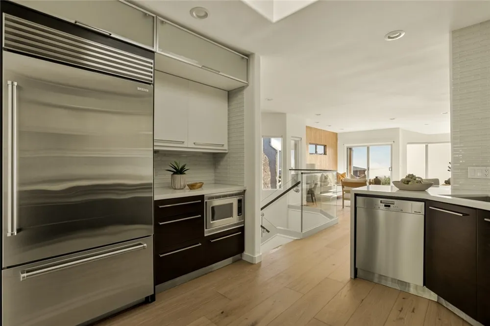928 Quivera Street Laguna Beach, CA 92651