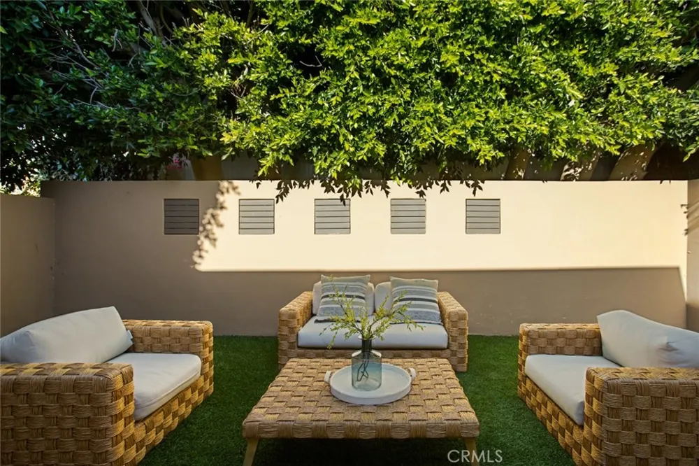928 Quivera Street Laguna Beach, CA 92651