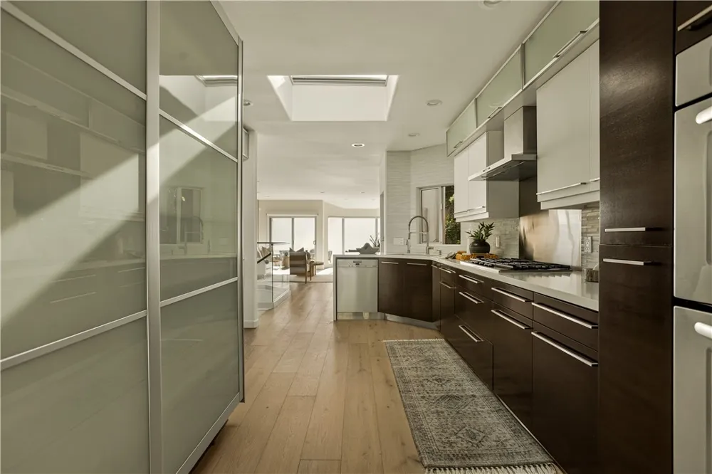 928 Quivera Street Laguna Beach, CA 92651