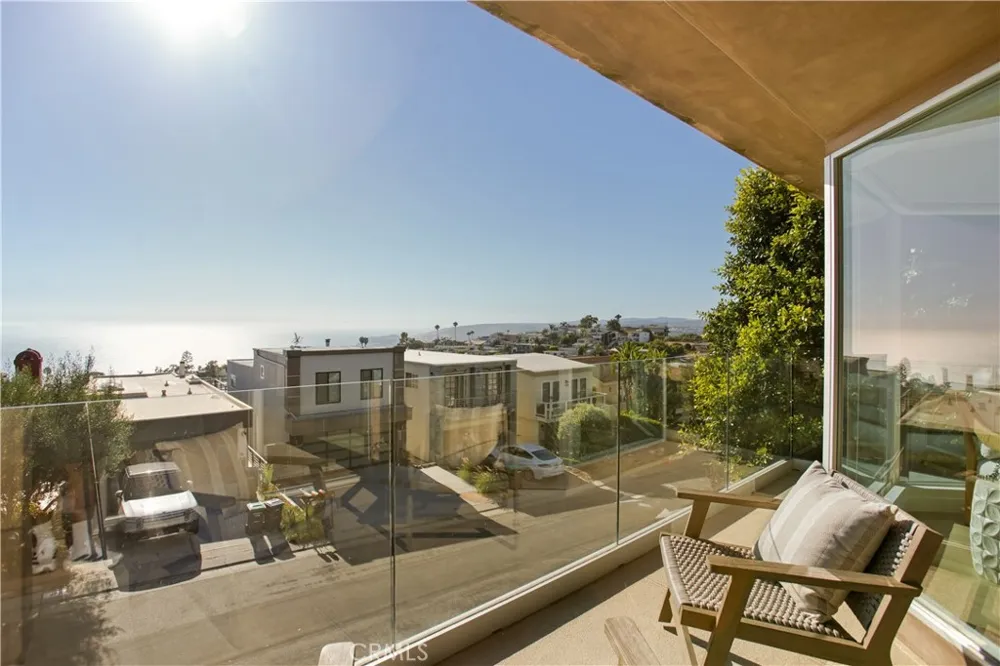 928 Quivera Street Laguna Beach, CA 92651