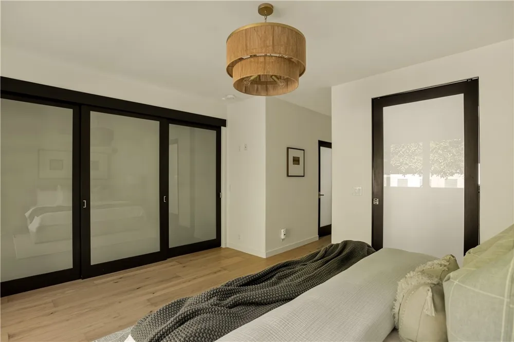 928 Quivera Street Laguna Beach, CA 92651