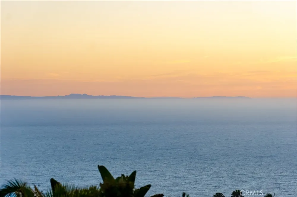 928 Quivera Street Laguna Beach, CA 92651